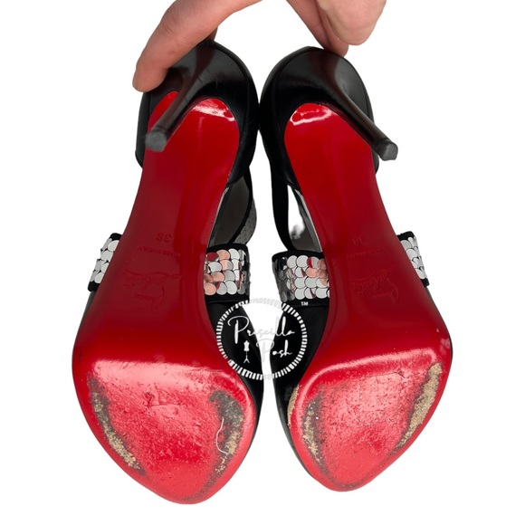 Christian Louboutin
Xiletta Disco Ball Red Sole Sandals Black Silver Sequin 38 - Picture 9 of 16